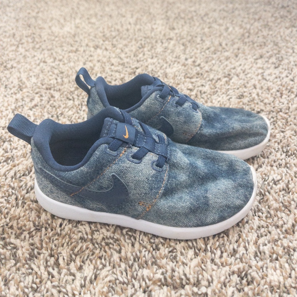 Nike Kids Blue Denim Look Sneakers with White Sole